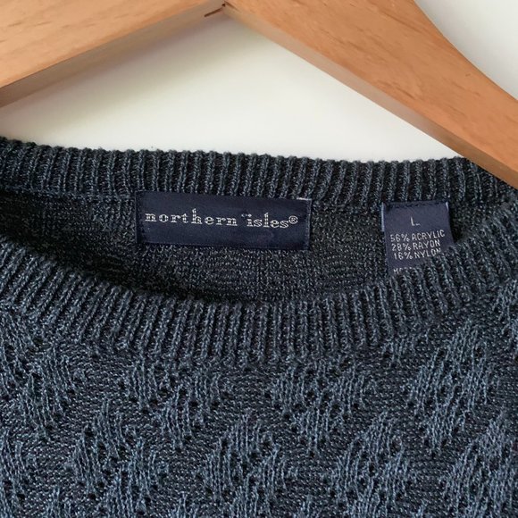 Northern Isle Loose Diamond Knit Sweater - Picture 2 of 5